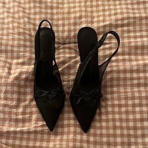 Black Pointed Slingback Flats with Bow Detail